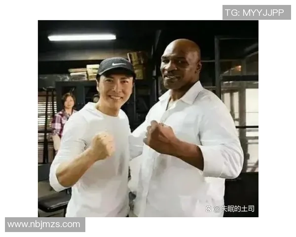 足球巨星与拳王泰森偶遇跨界对话揭秘震撼瞬间